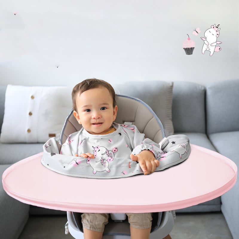 Bandeja impermeable con babero para la alimentación del bebé y desordenes